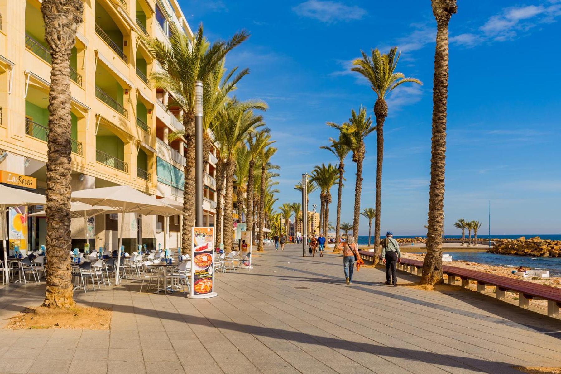 Alegria Id94 Apartment Torrevieja Bagian luar foto
